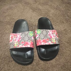 Gucci slides